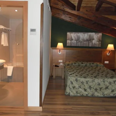 Rio Riaza Hotel