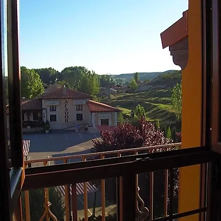 Rio Riaza Hotel Milagros
