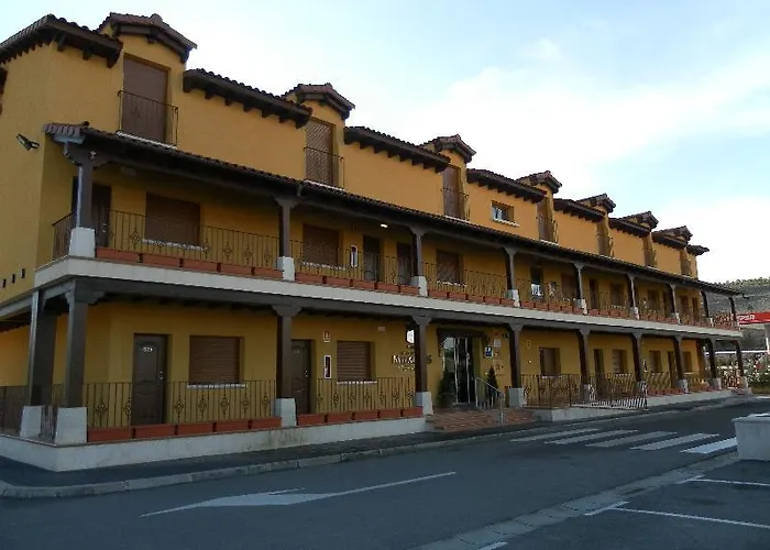 Hotel Rio Riaza Milagros