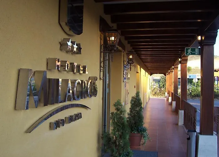 Rio Riaza Hotel Milagros